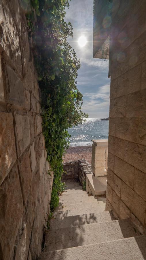 Apartment Radovic Sveti Stefan Buitenkant foto