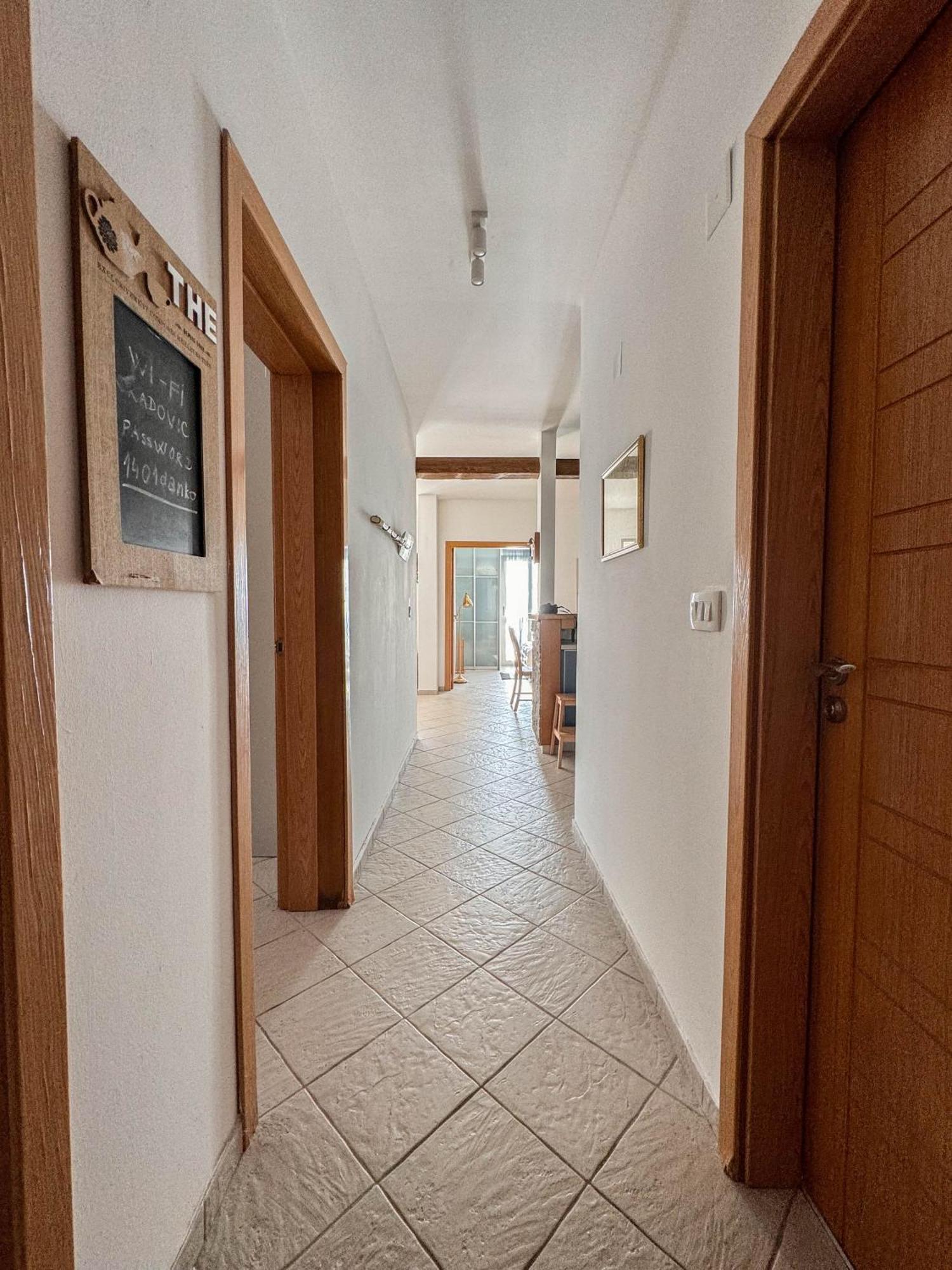 Apartment Radovic Sveti Stefan Buitenkant foto