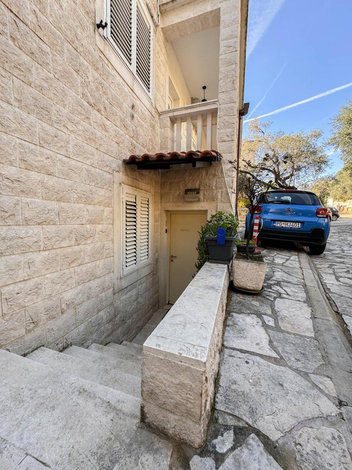Apartment Radovic Sveti Stefan Buitenkant foto